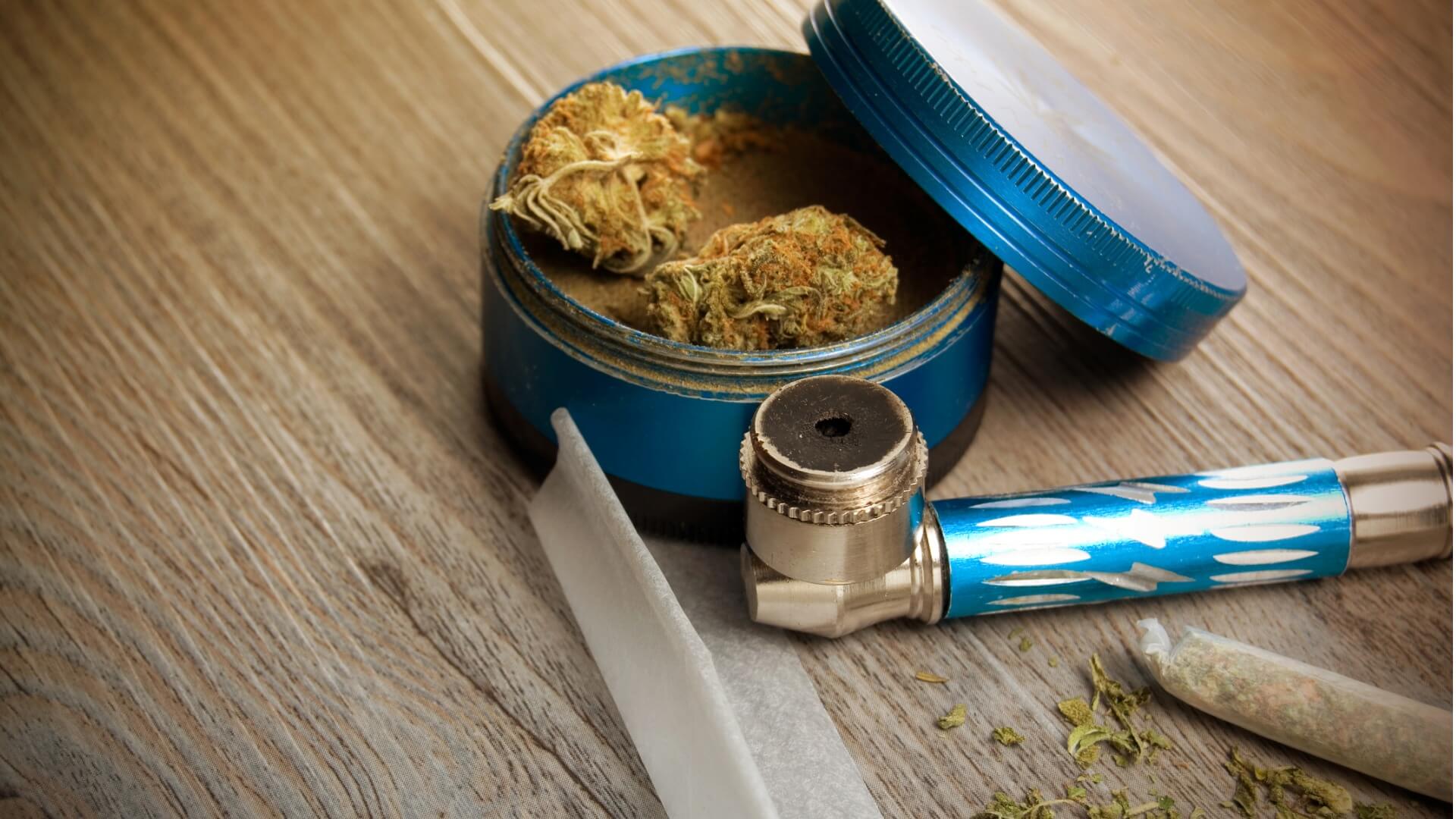 How to use a weed pipe